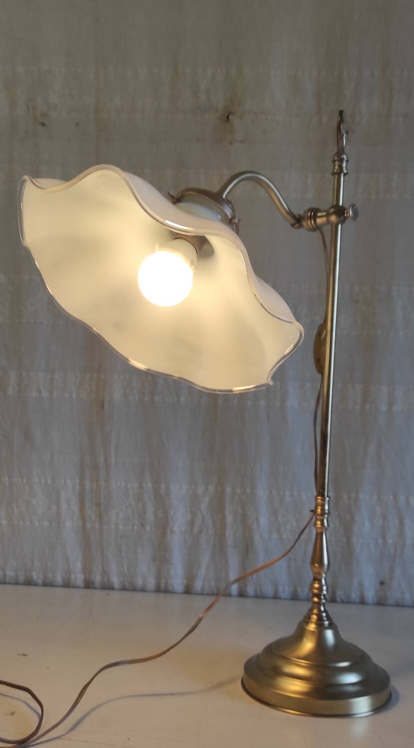 Articulated table lamp in brass and opaline - mid 20th century.