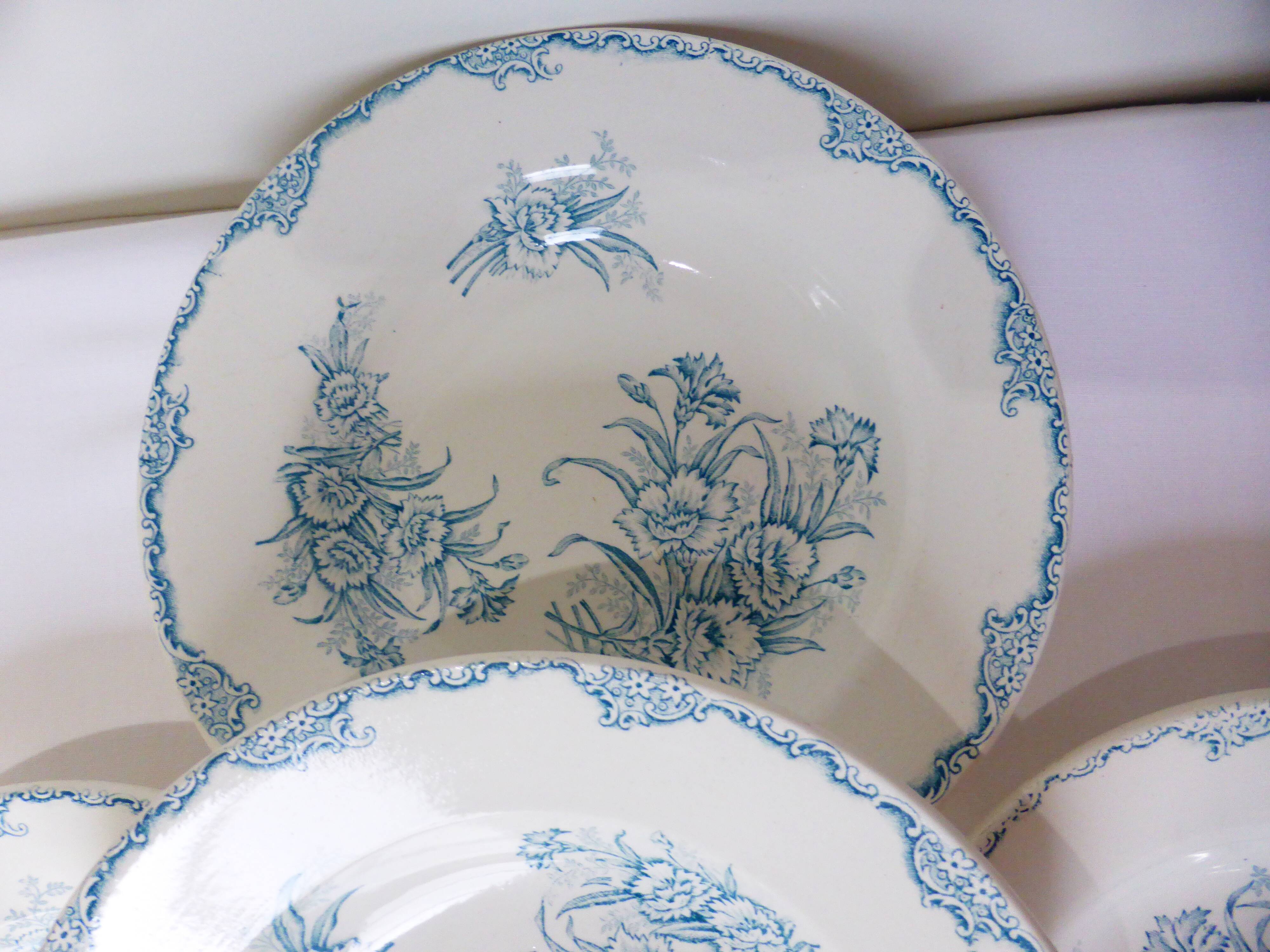 4 vintage deep plates in ironstone from L&G model Oeillets 220520