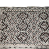 Berber carpet in new wool 196x125cm