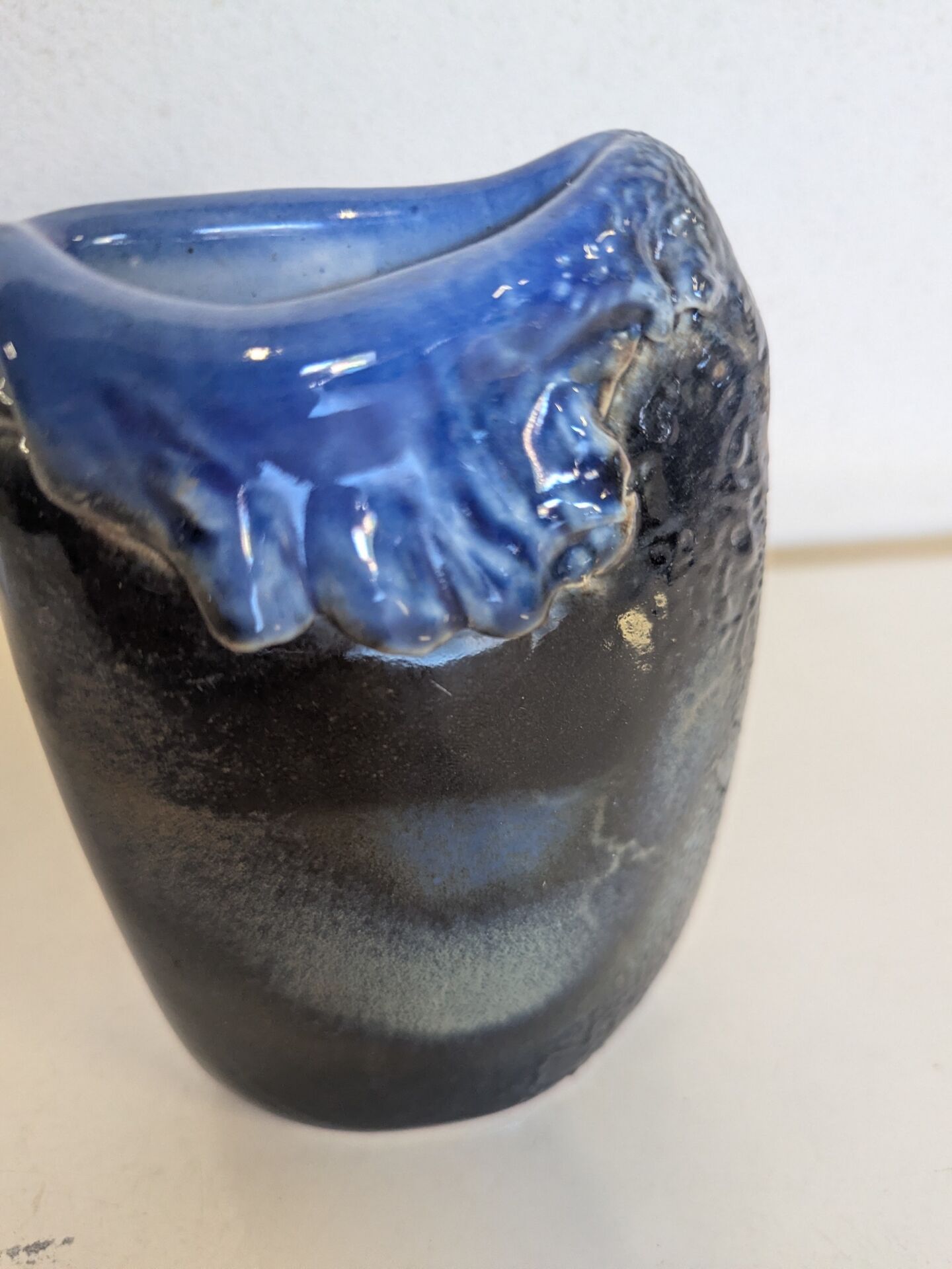 Sculptural glazed ceramic vase – Set of 3 pieces