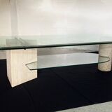 Coffee table in the Artedi style.