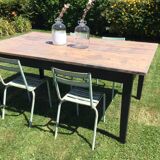 Farm table