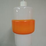 White and orange opaline suspension