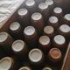 Lot de 27 tasses-timbales vintage en grès Digoin