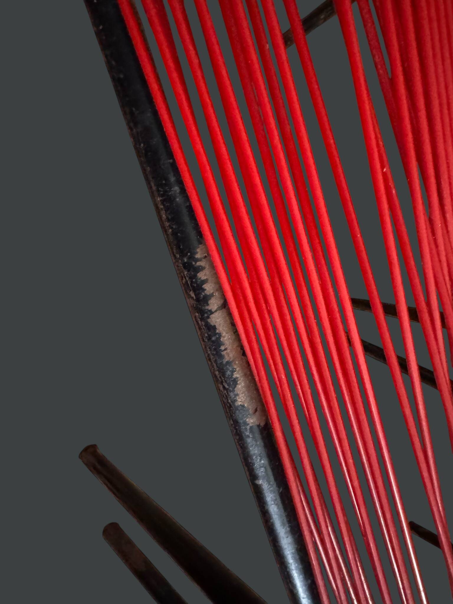 Set de 4 chaises Spaghetti rouges – Design italien 70s – style Belotti