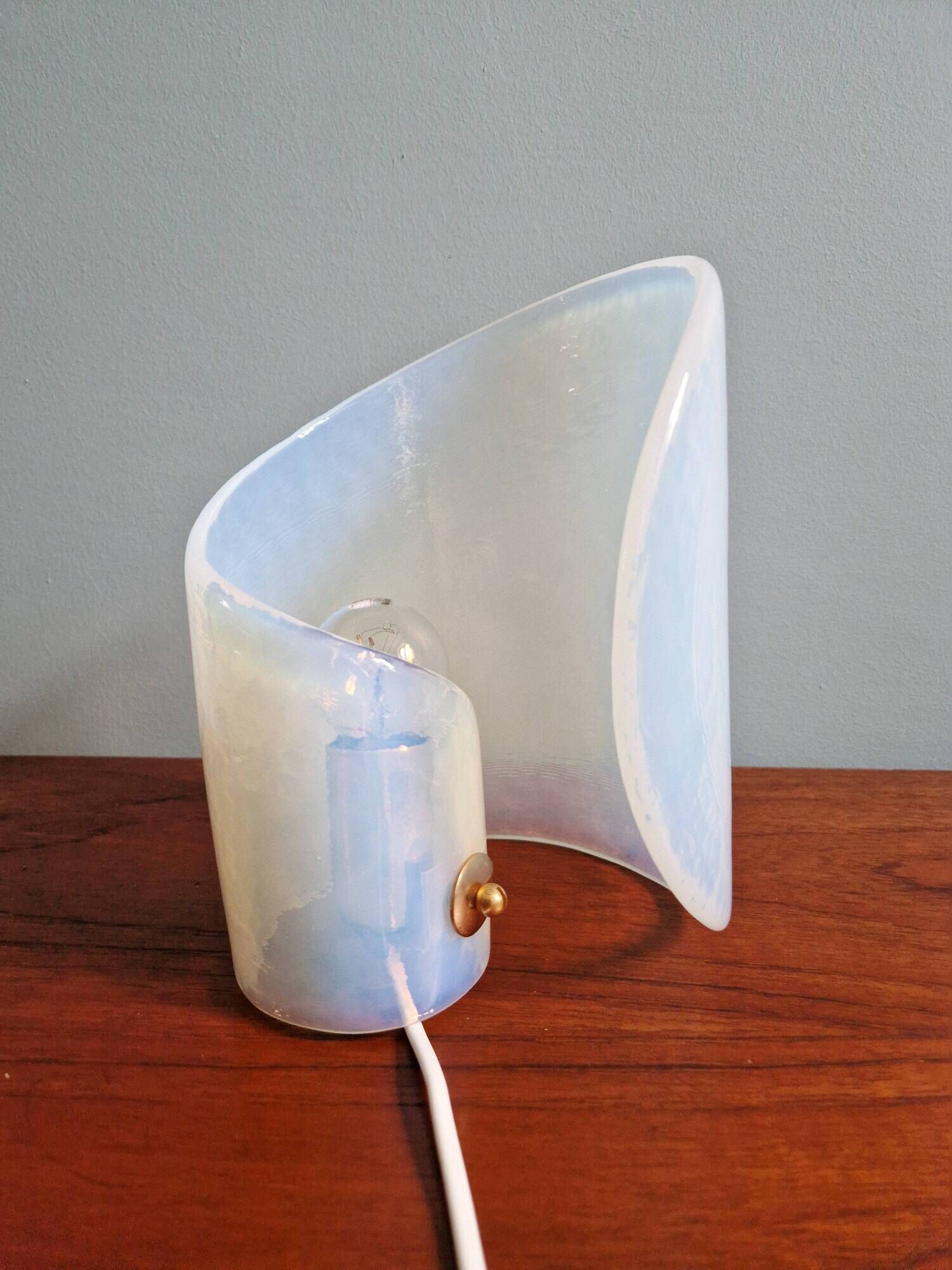 Opalescent glass spiral lamp from Murano, La Murrina, 1970-80.