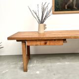 Grande table de ferme brutaliste en hêtre