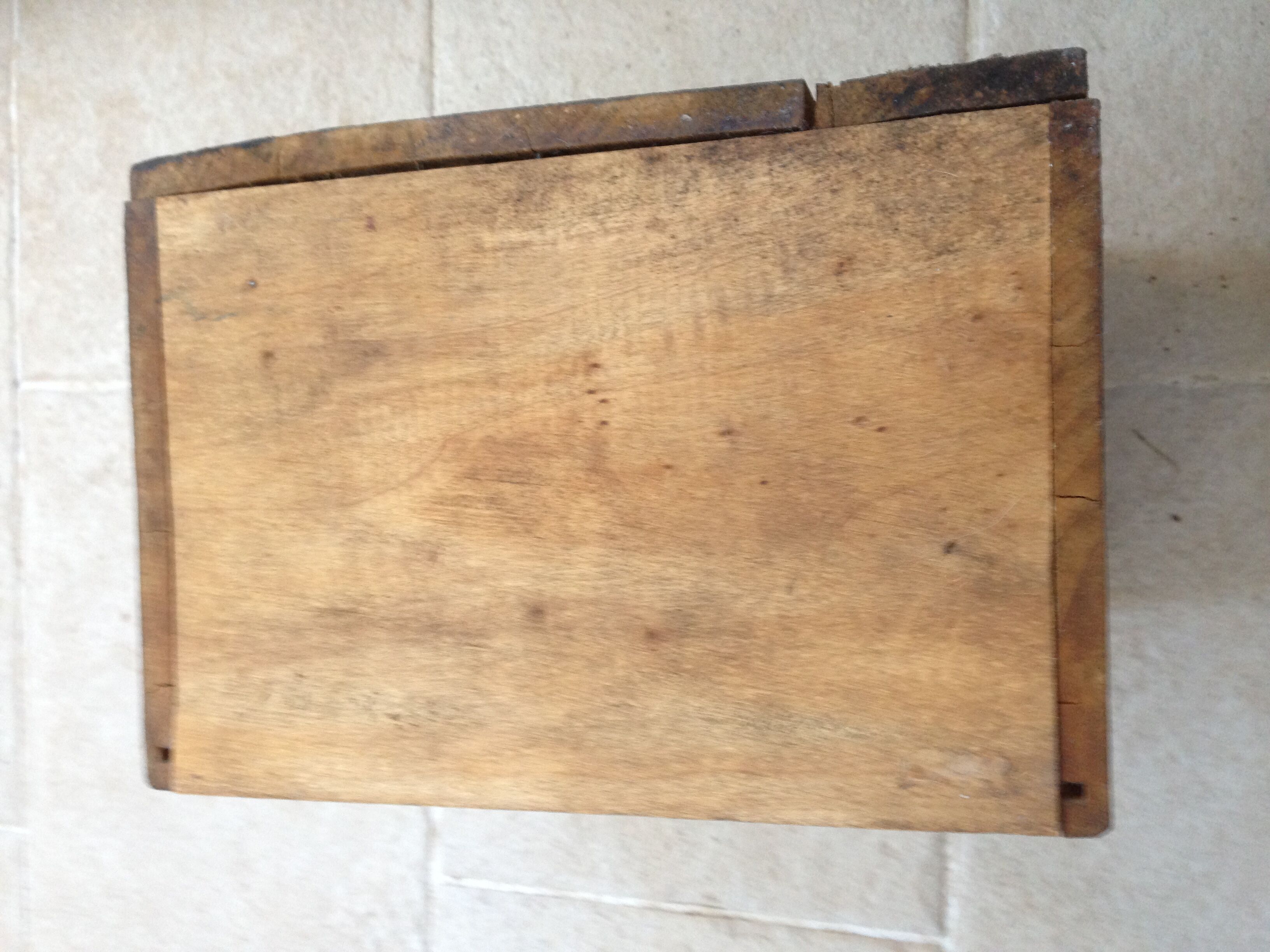 Hediard wooden crate