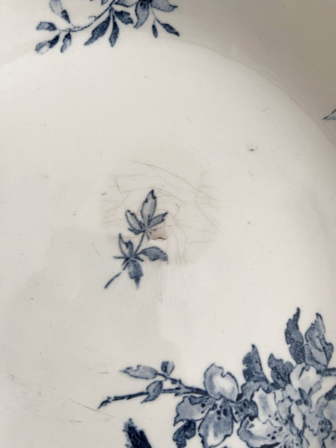 Plat creux saladier en terre de fer « Favori » Sarreguemines