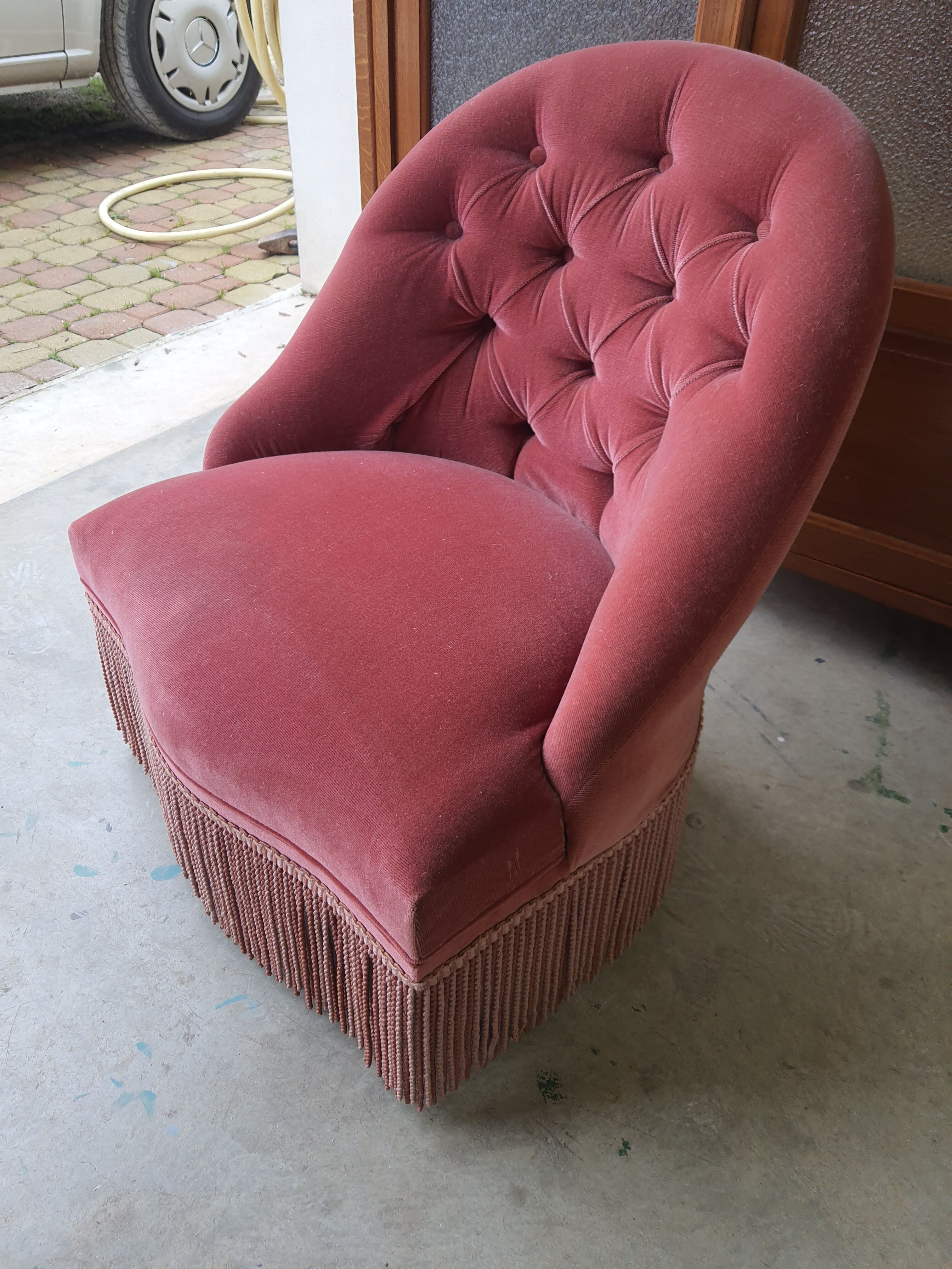 Vintage toad armchair