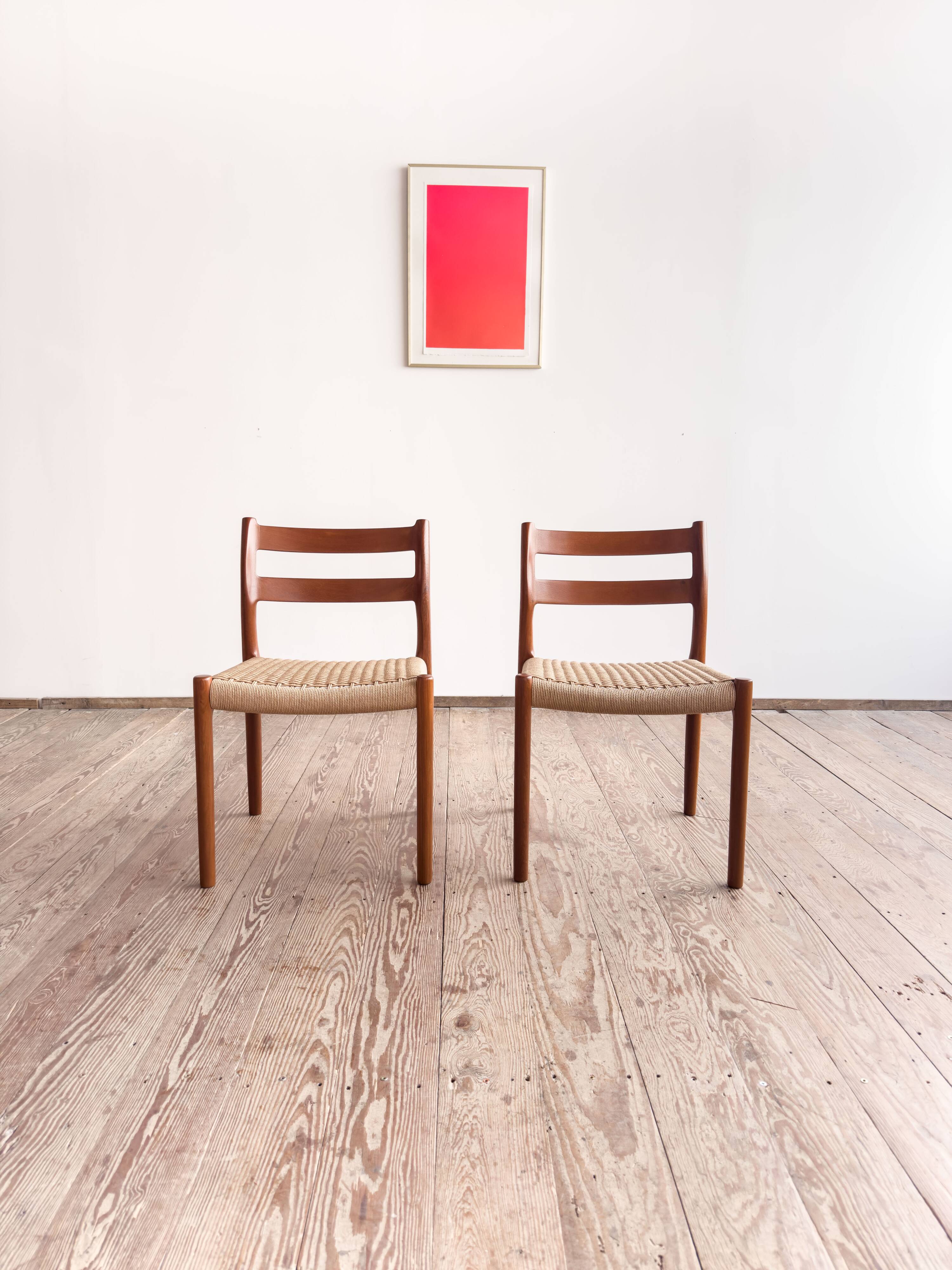 Chaises danoises modèle 84 par Niels O. Møller en teck