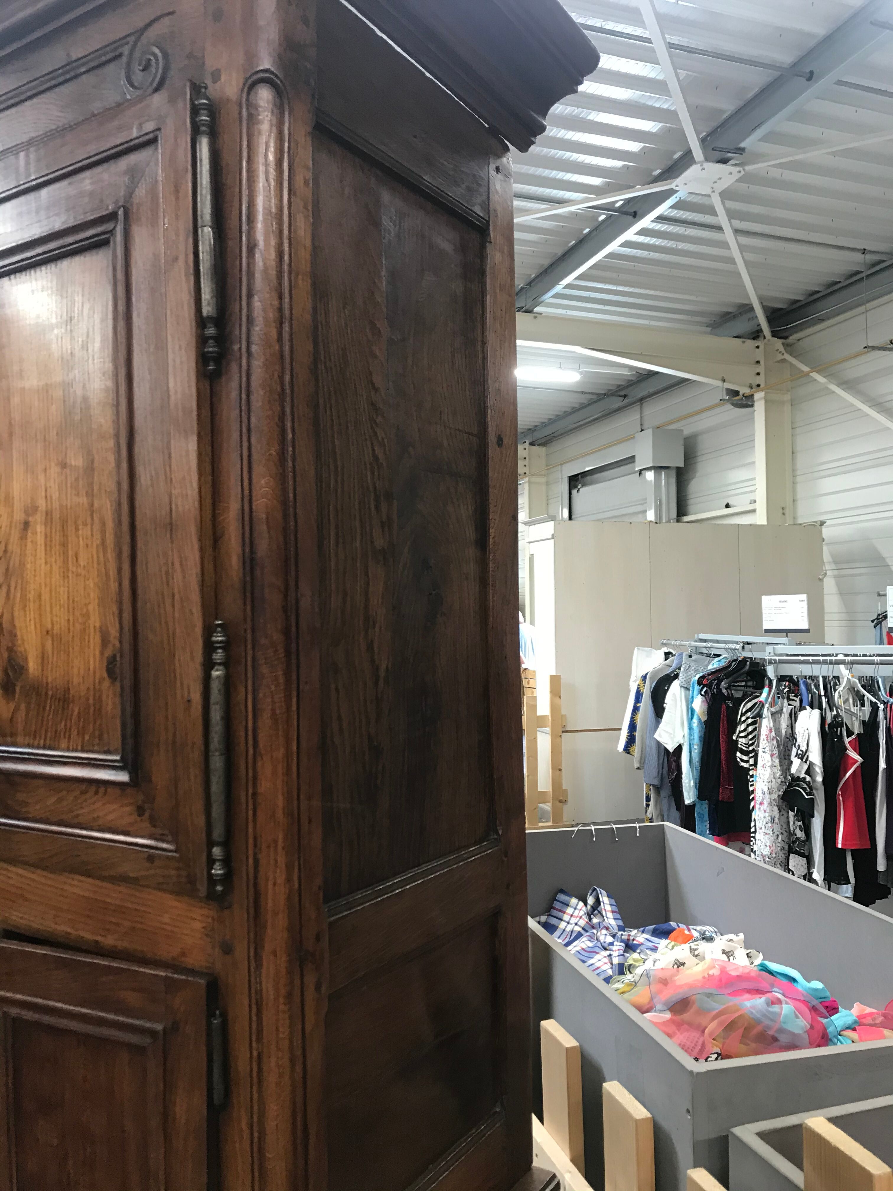 Louis XV era croat in solid oak