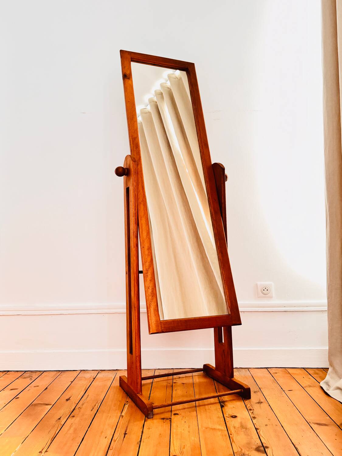 Large tilting floor mirror, circa 1960