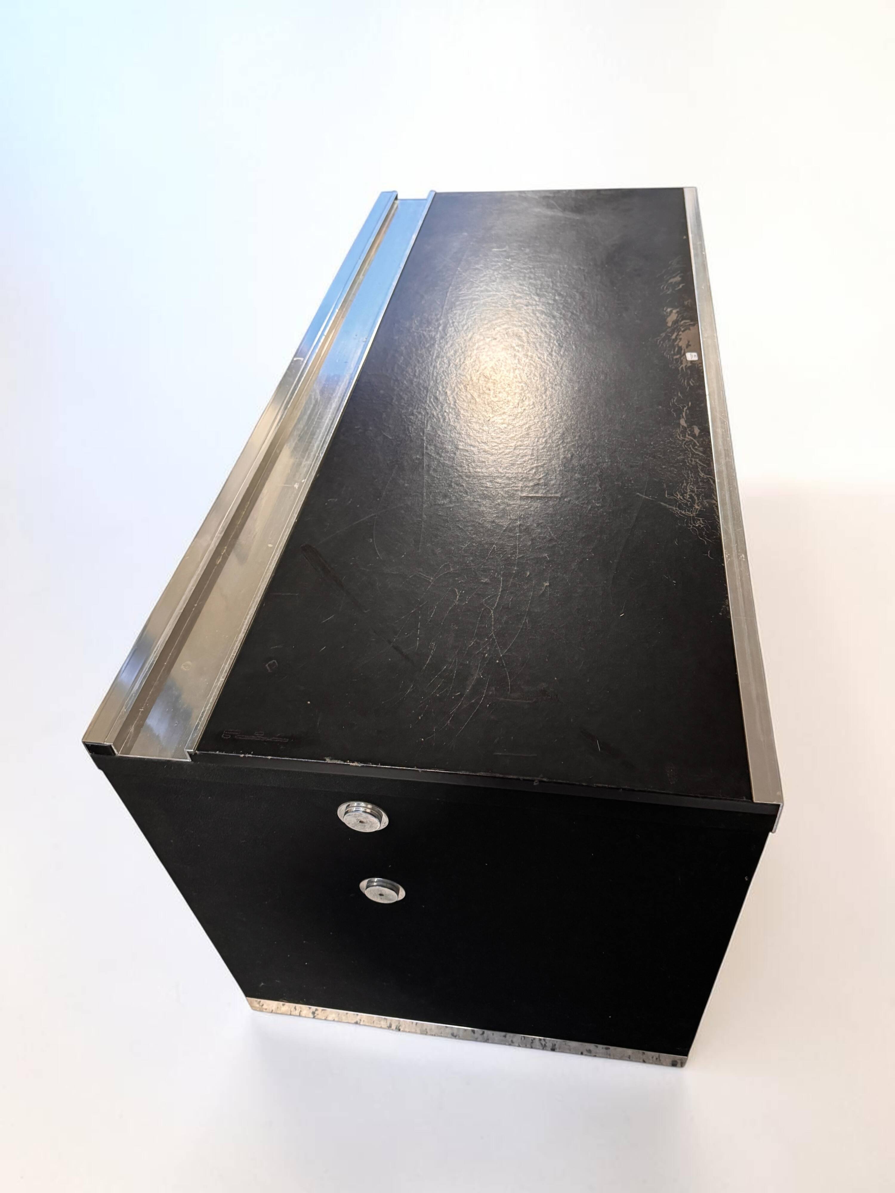 Guido Faleschini's desk for Mariani, black lacquered, 1970s