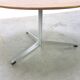 Circular coffee table in oak by Arne Jacobsen for Fritz Hansen, 1960s
