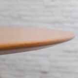 Large 'circular' oak dining table by Arne Jacobsen for Fritz Hansen, 1966