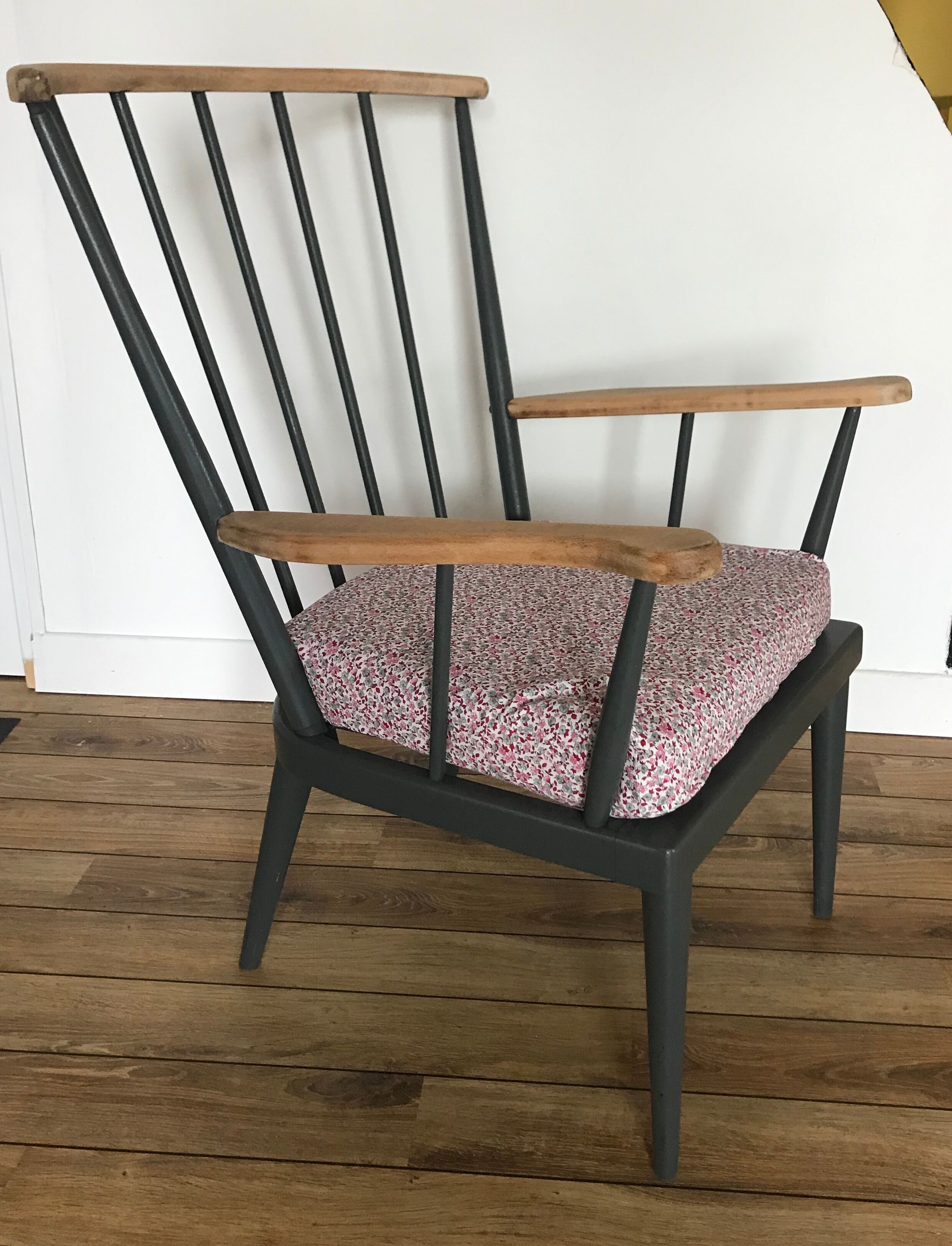 Lot de 2 fauteuils éventails Baumann