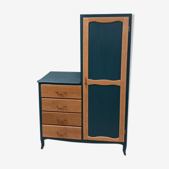 Skated cabinet-commode