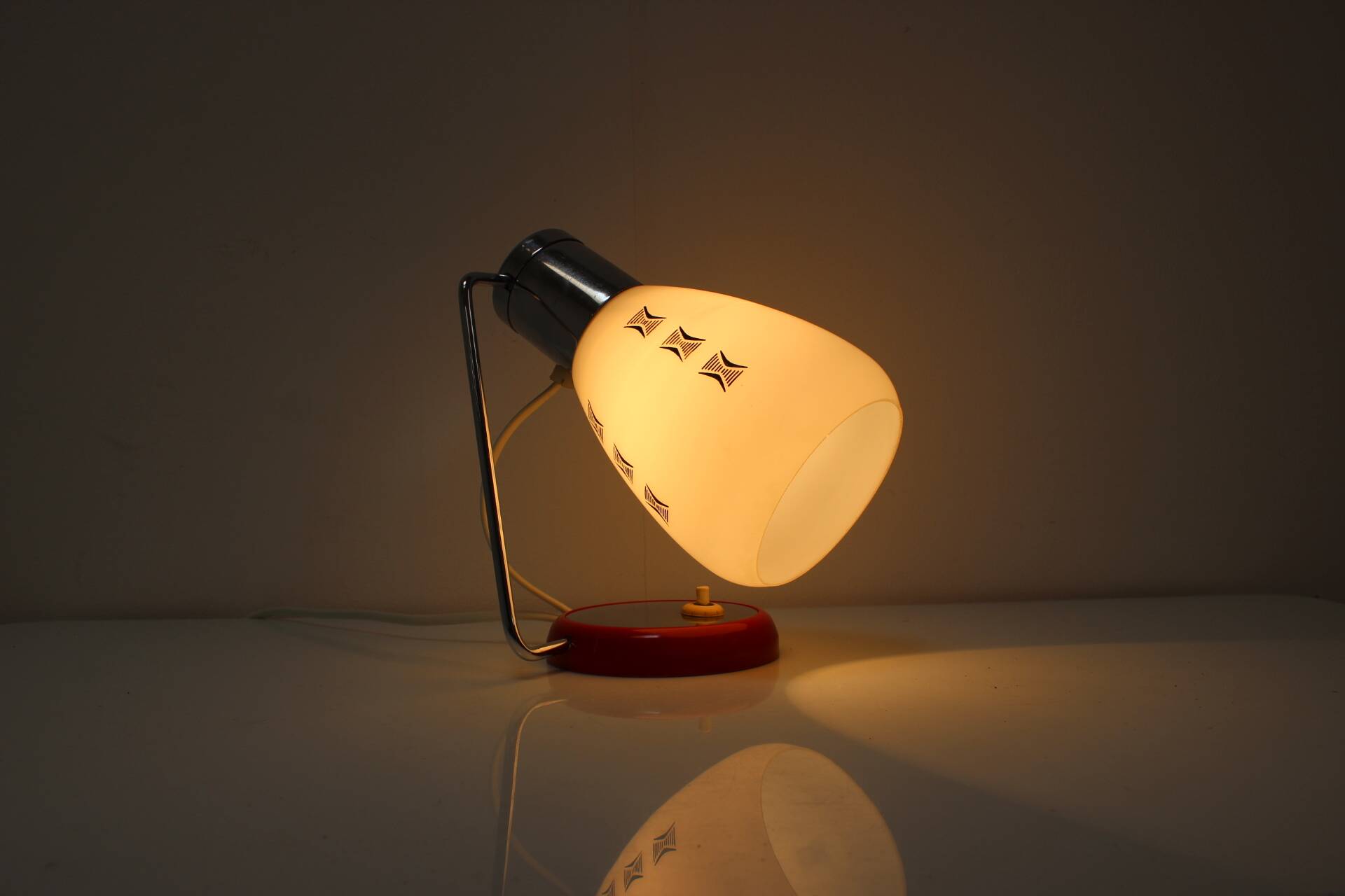 Lampe de table du milieu du siècle par Napako, années 1960, Tchécoslovaquie