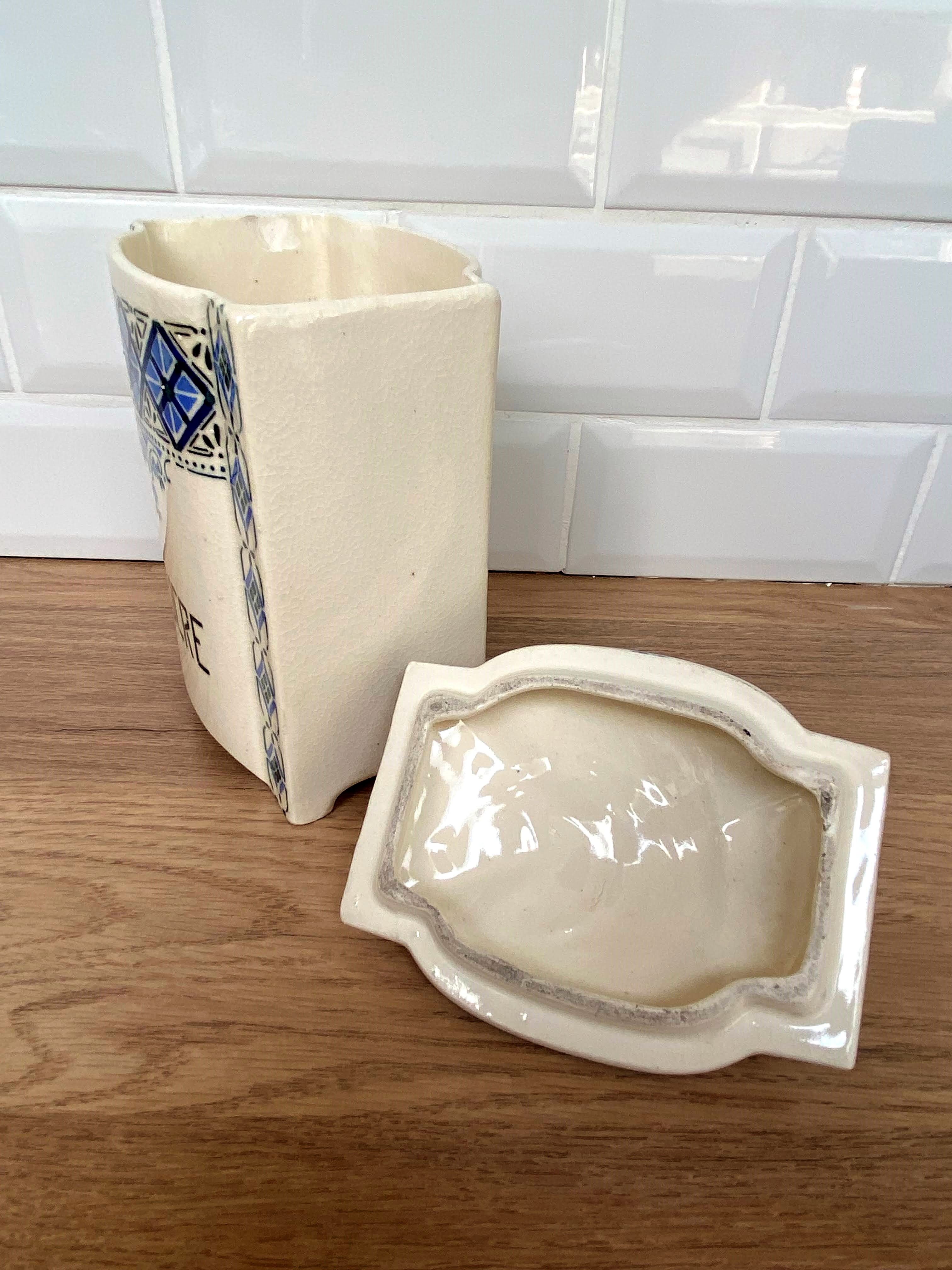 Spice pot in earthenware