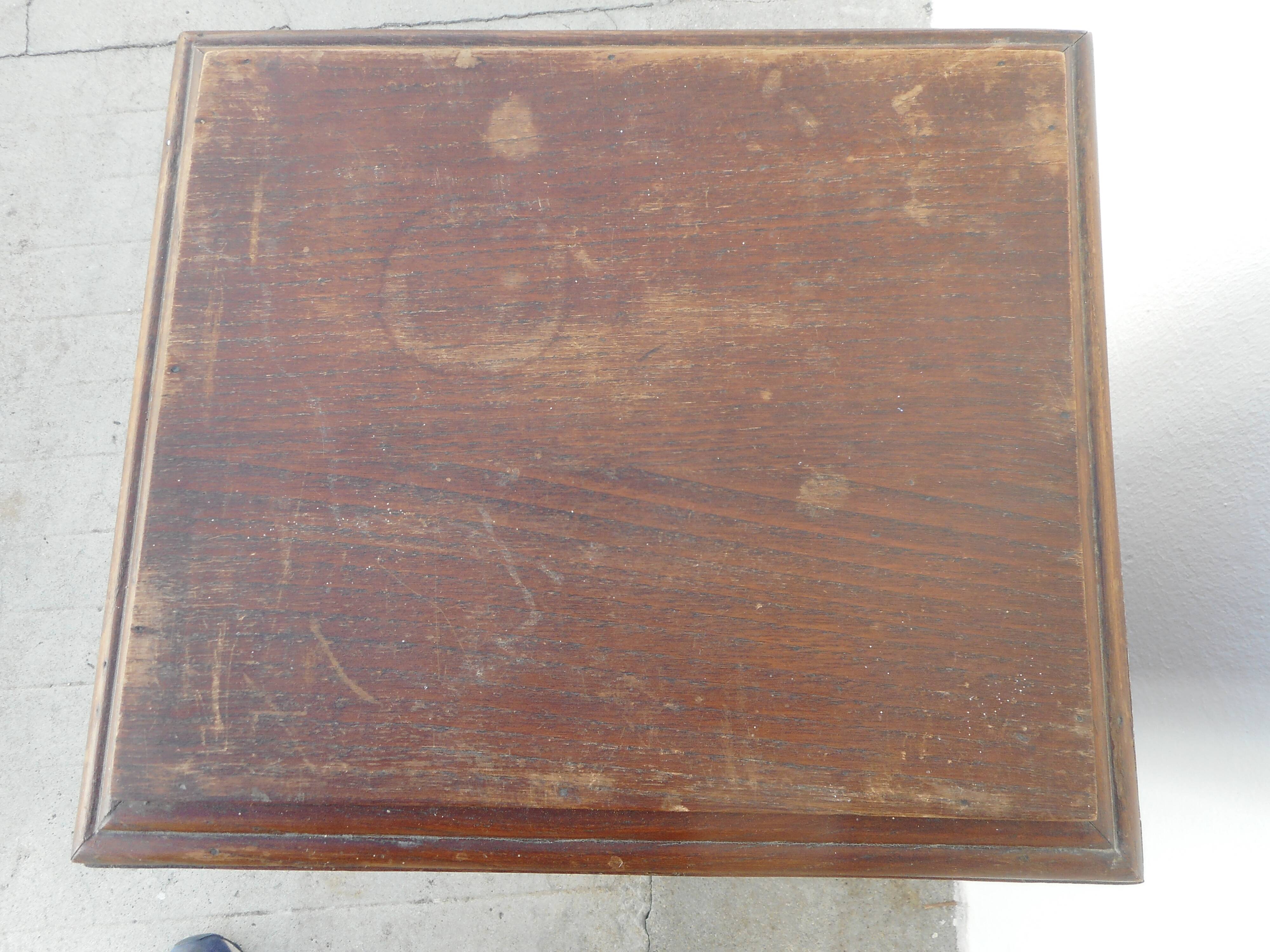 Wooden bedside table from the 20s_25