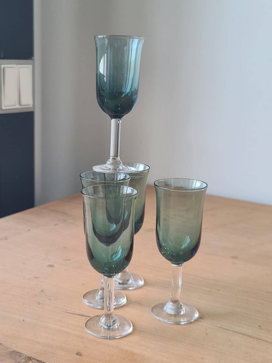 Lot de 5 verres à liqueurs