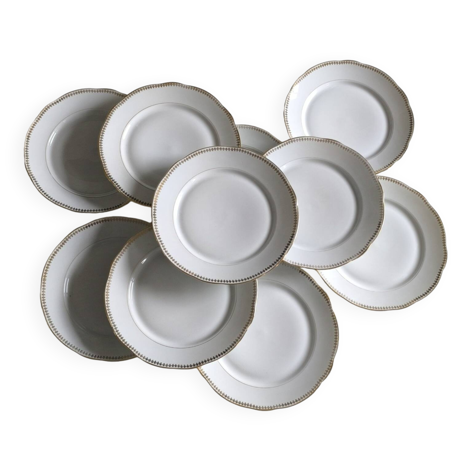 Set of 10 porcelain flat plates
