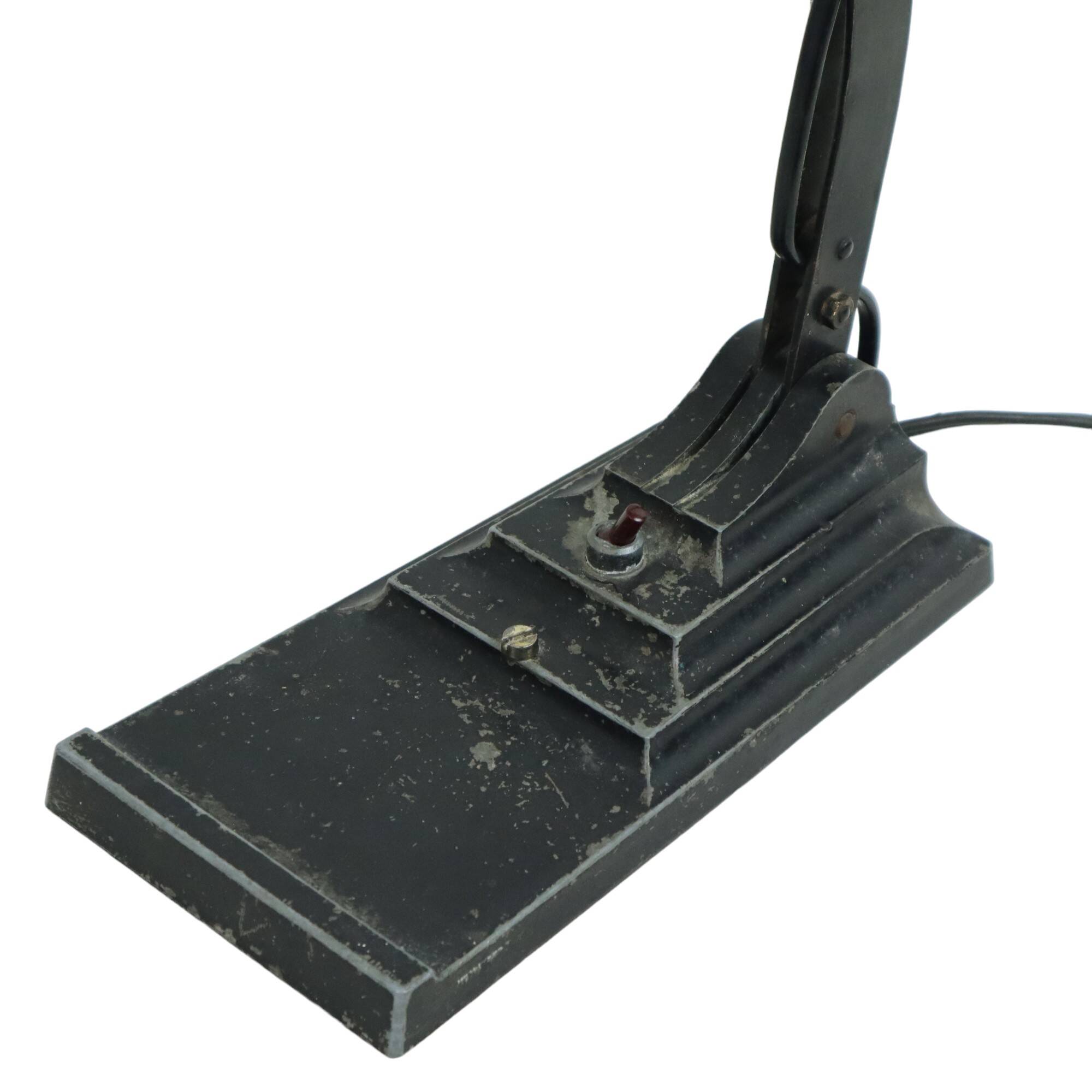 Art Deco Desk Lamp Notary Lamp Erpe Model 52 Enamel Shade Green