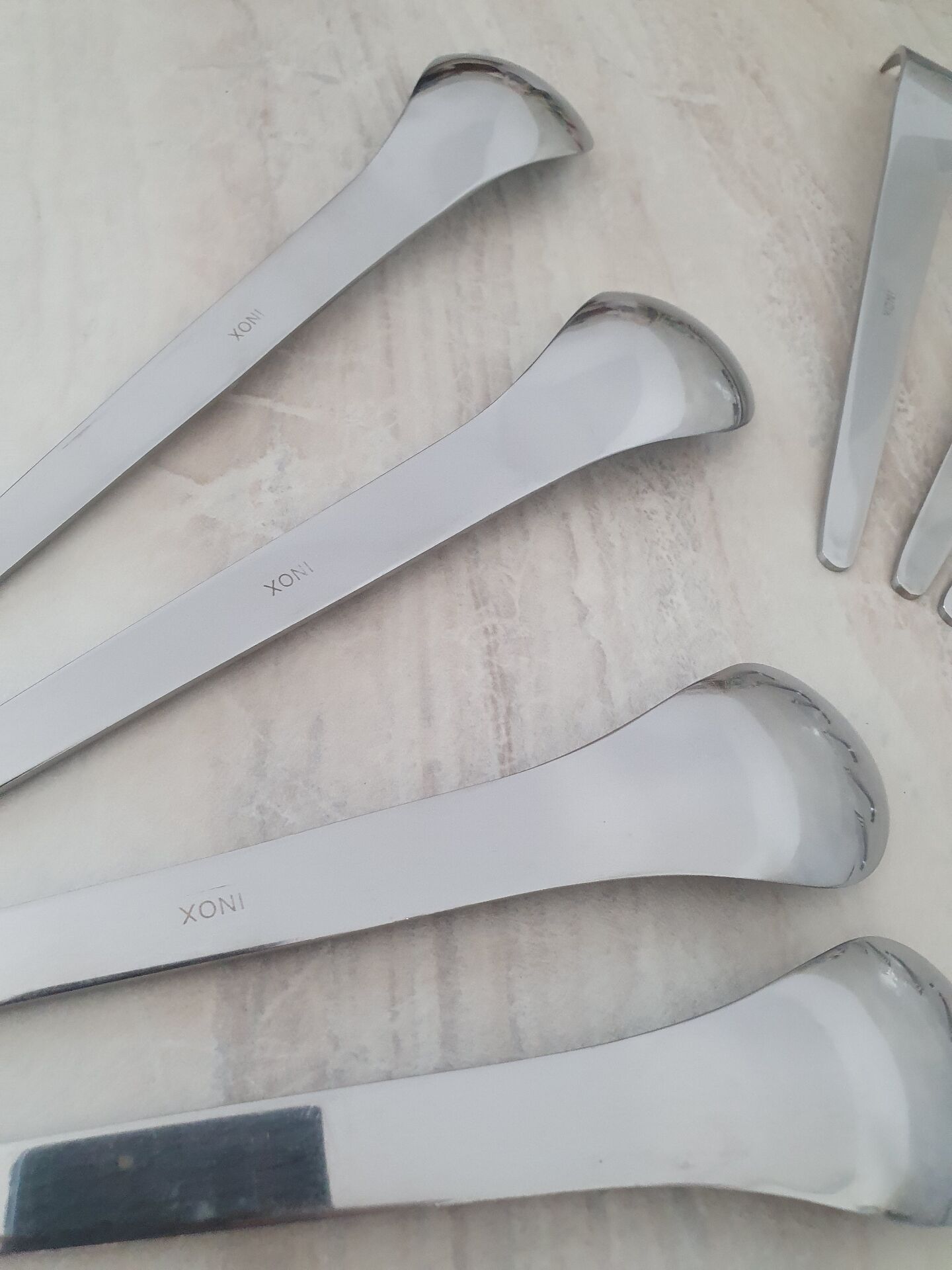 18 stainless steel Space Age place settings / Spoon Fork Knife