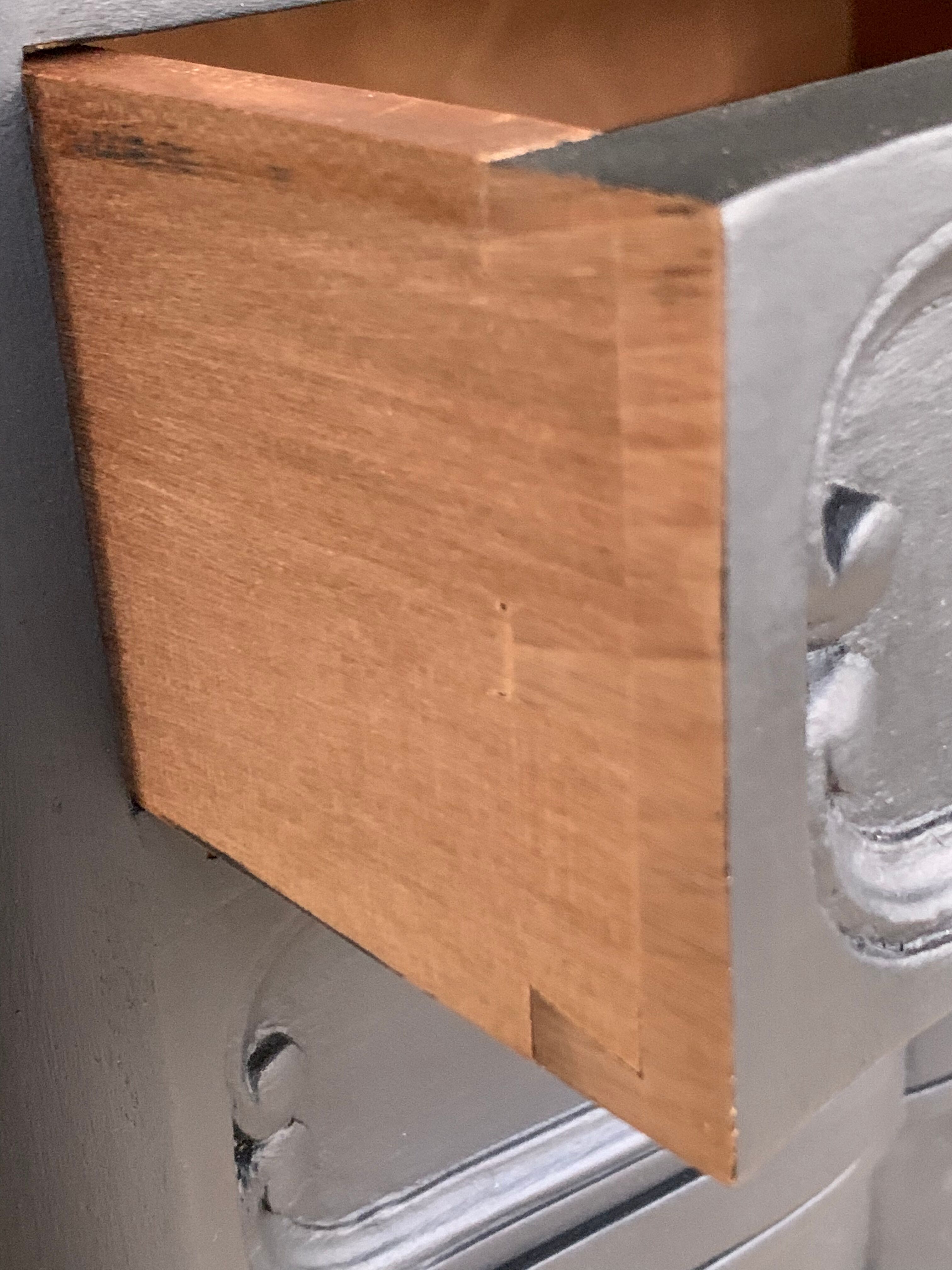 Pair of style nightstands