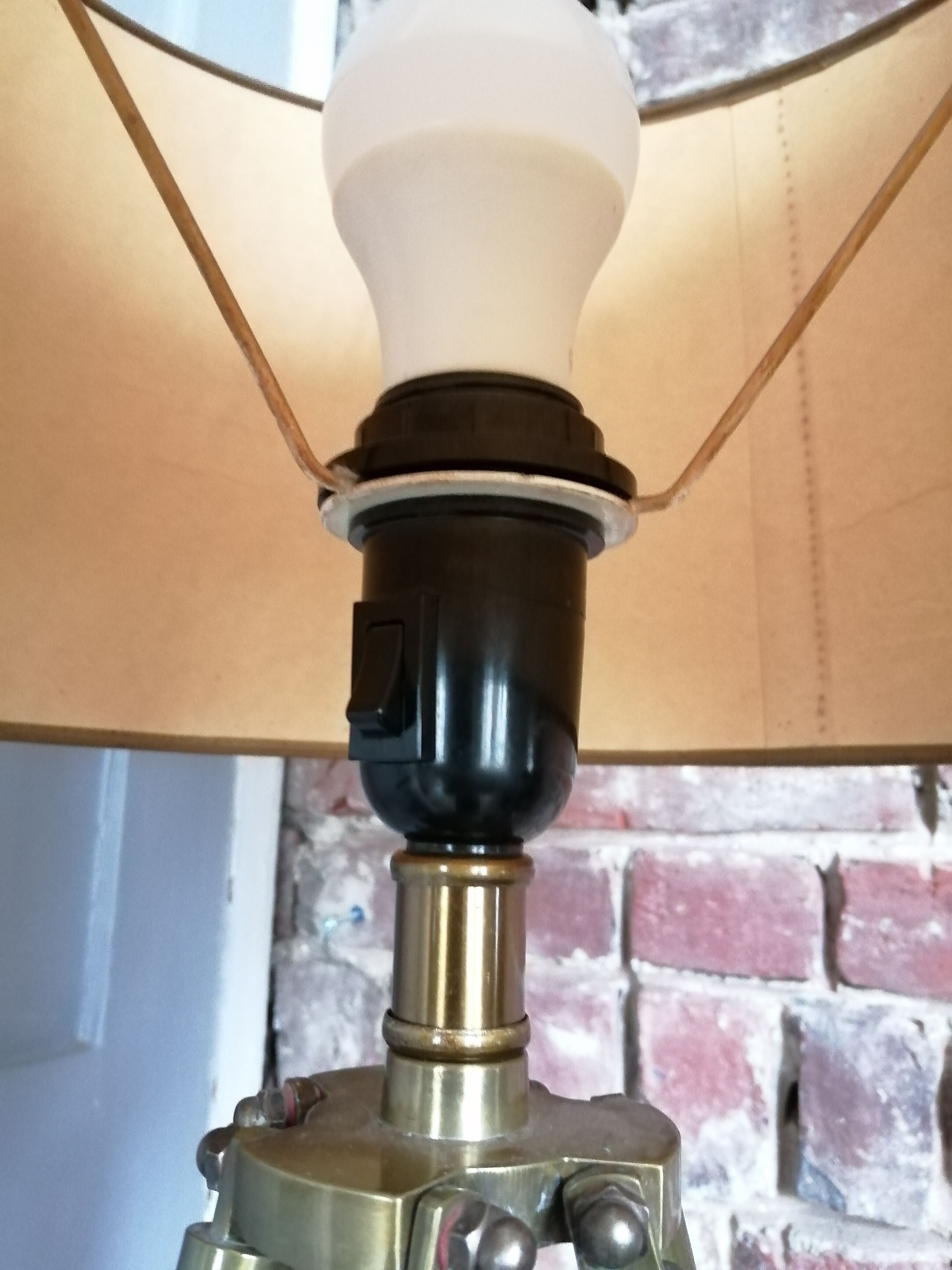 Lampadaire trépieds bois