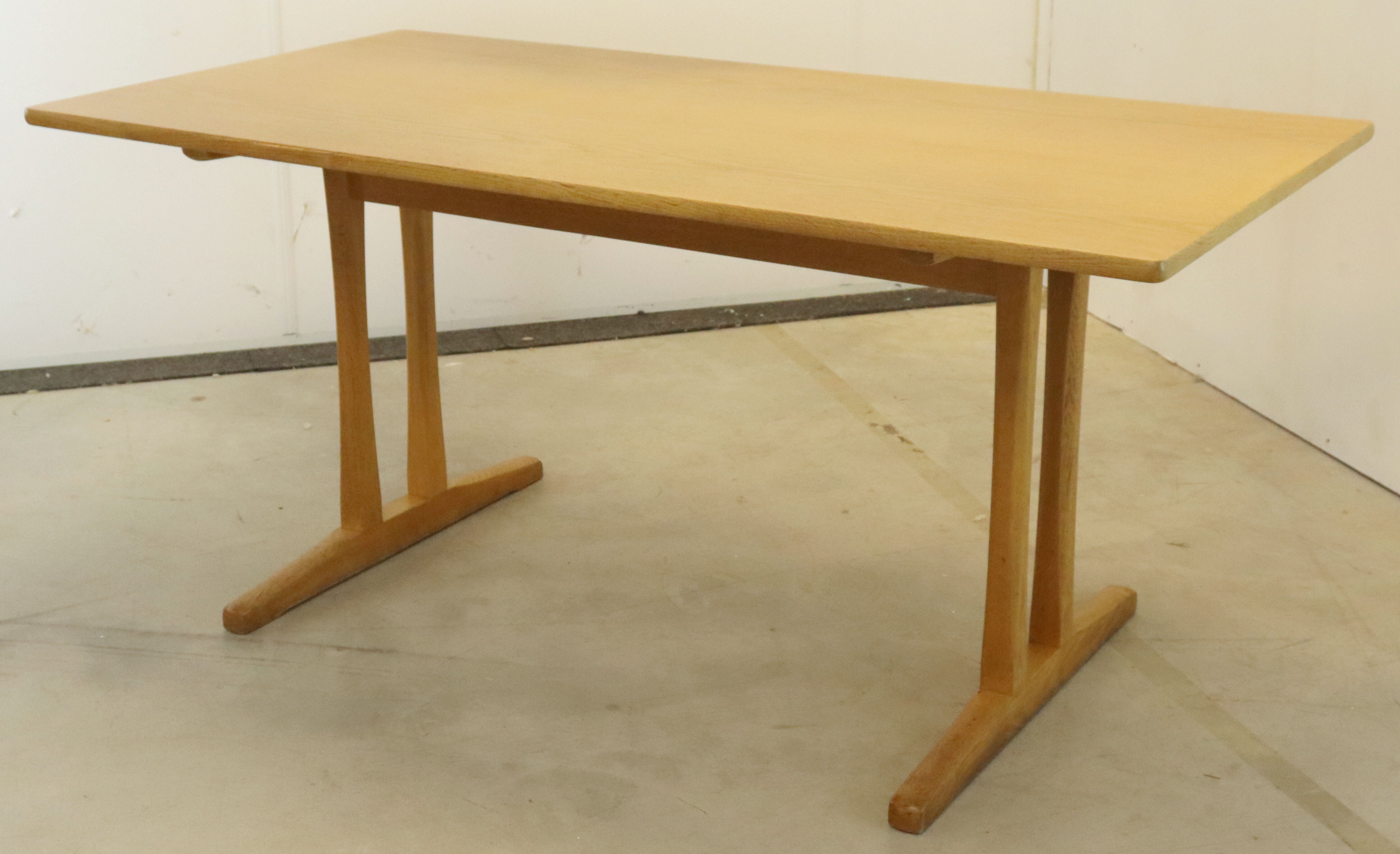 Dining table by Børge Mogensen, FDB Mobler Shaker 'Vittarp'