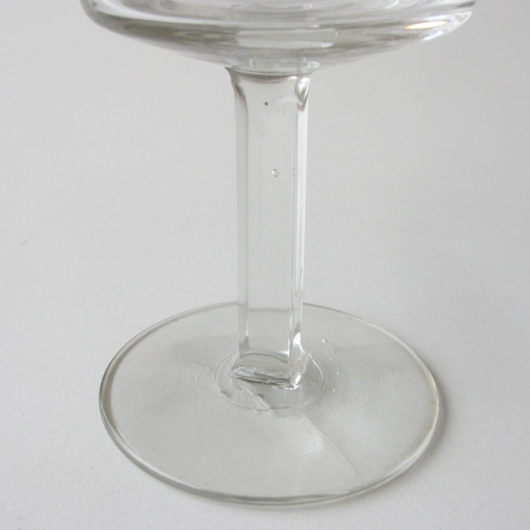 6 old champagne glasses vintage model glass square feet design