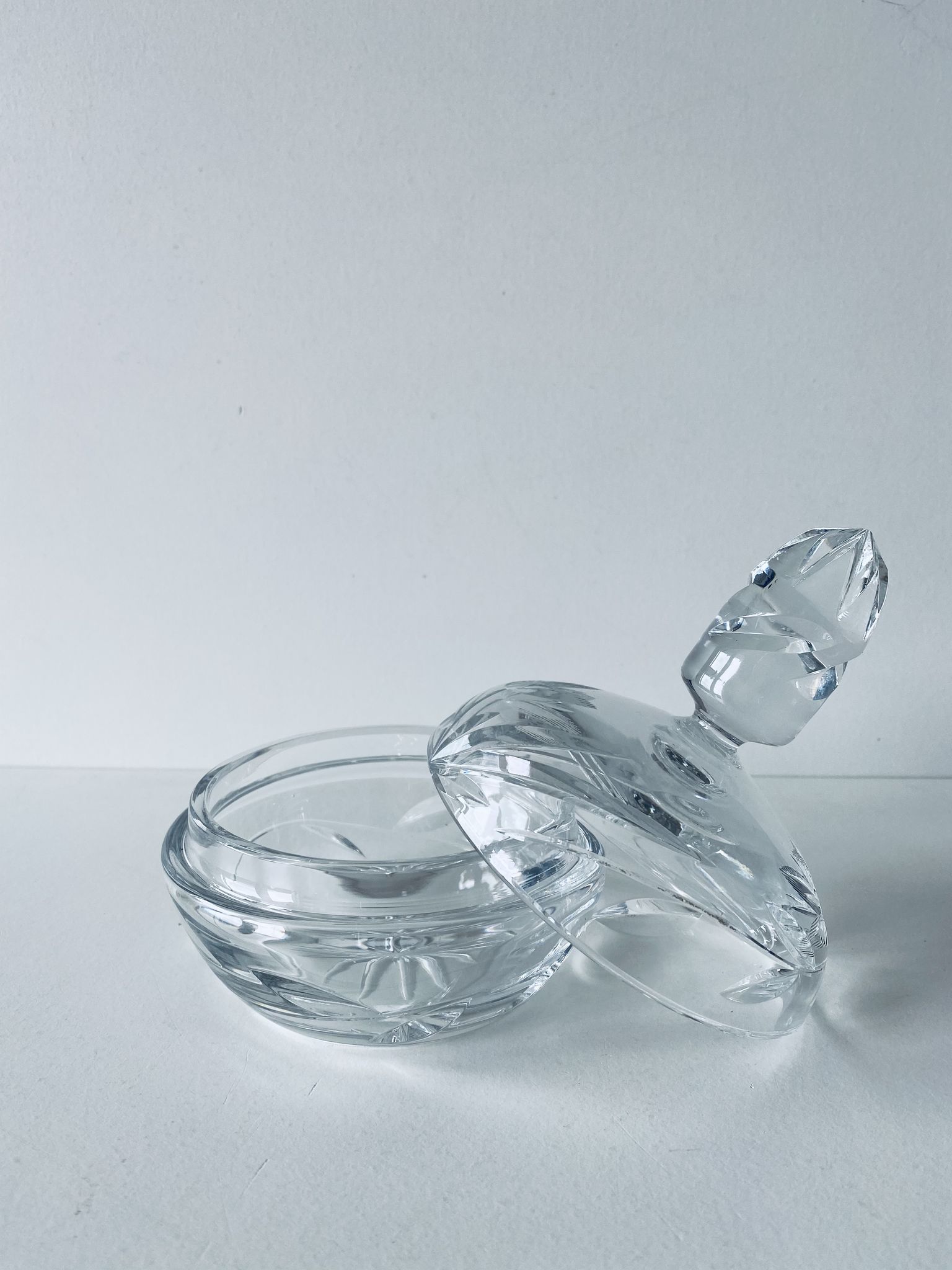 Cut crystal candy