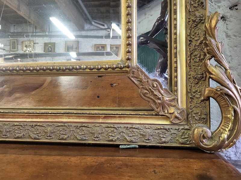 Mirror dora Louis XV with frame of the XIXth century