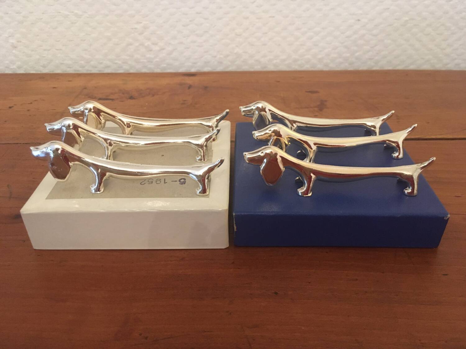 Vintage knife holder.