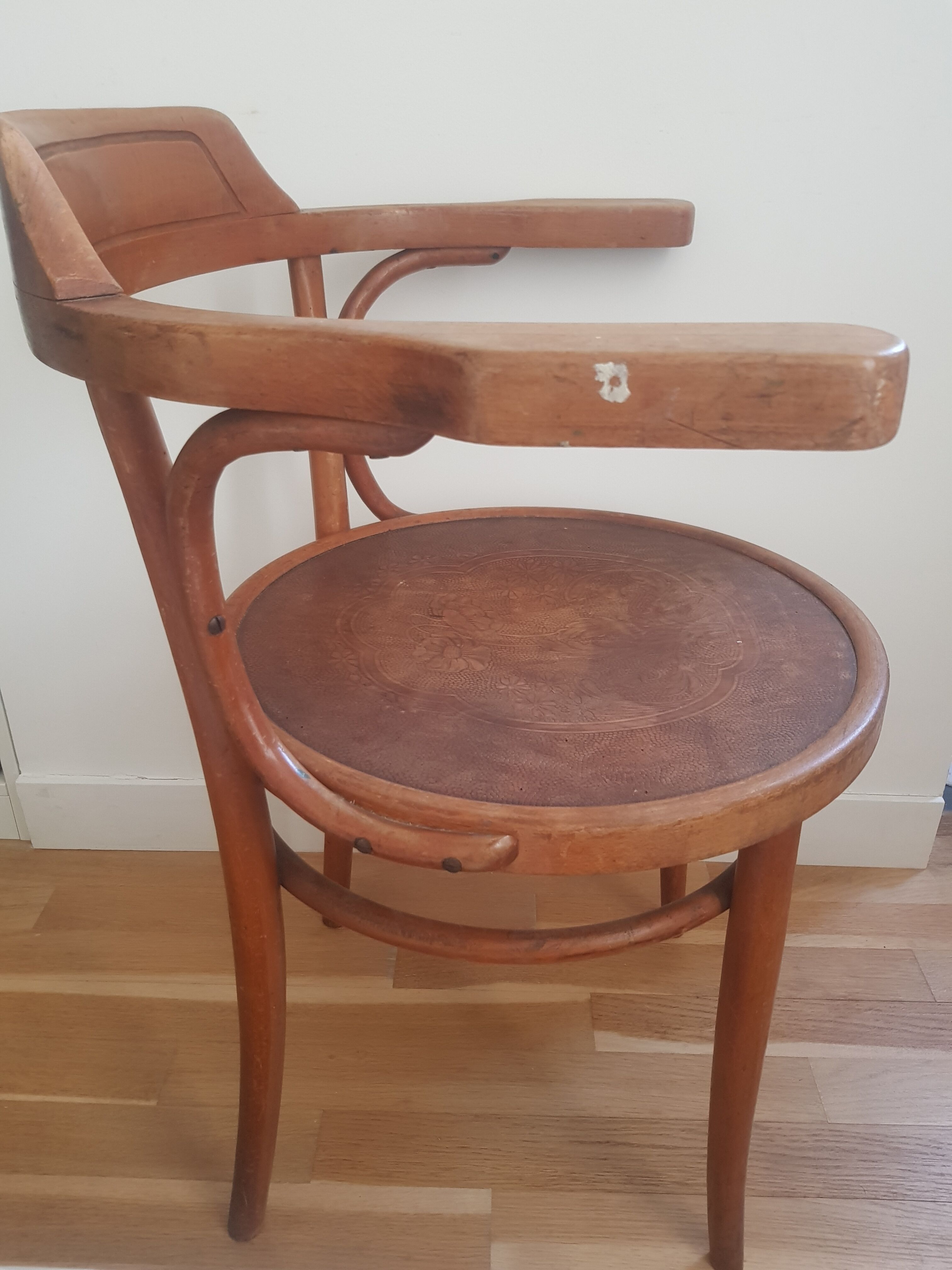 Wooden bistro chair with armrests