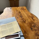 Table artisanale en orme massif, art populaire