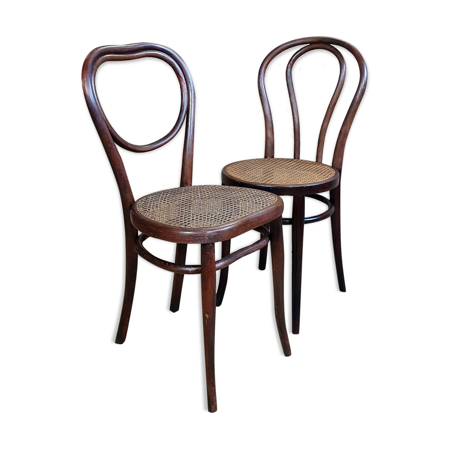 Paire de chaises Thonet "coeur" et Kohn n°18