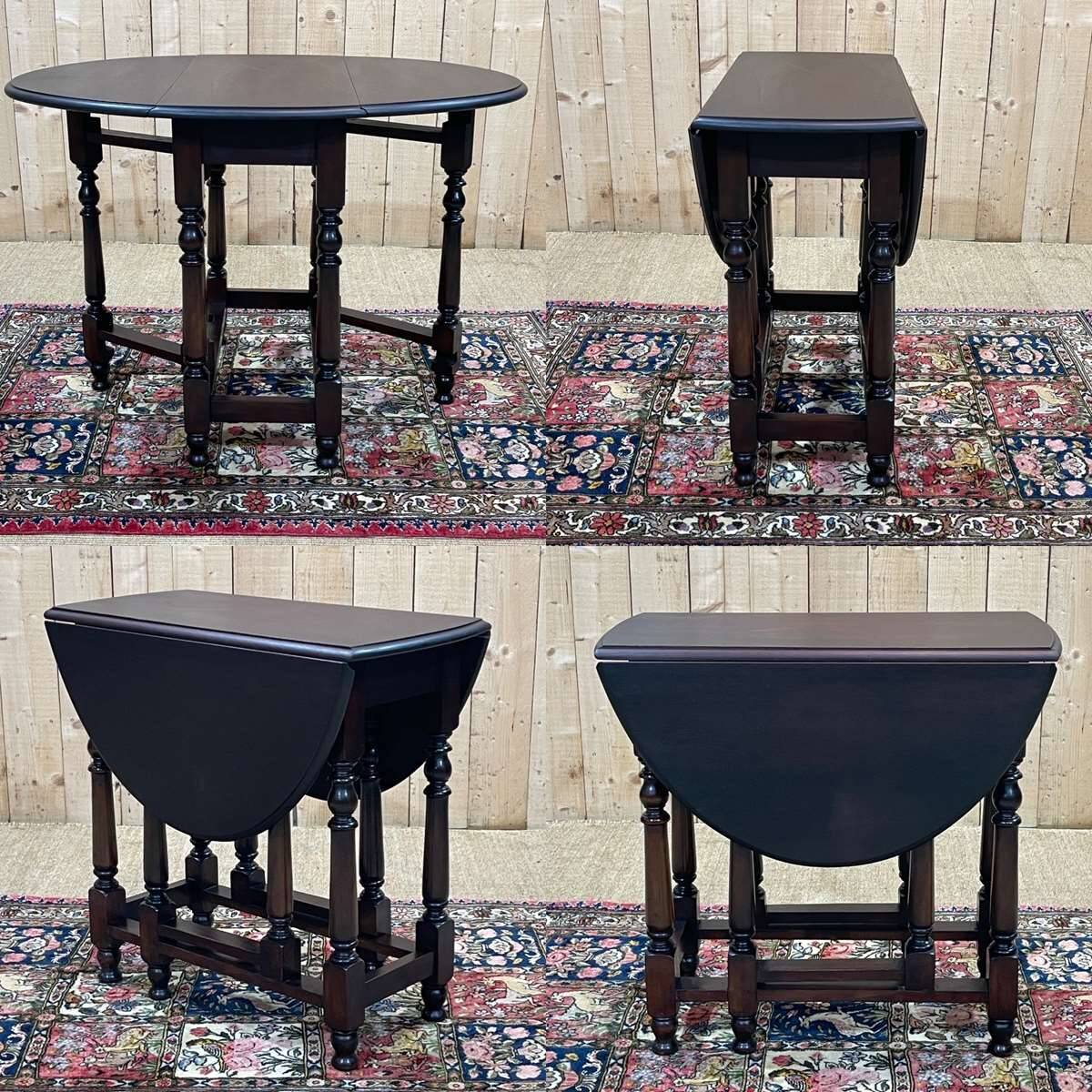 English gateleg in mahogany, work early 20th century