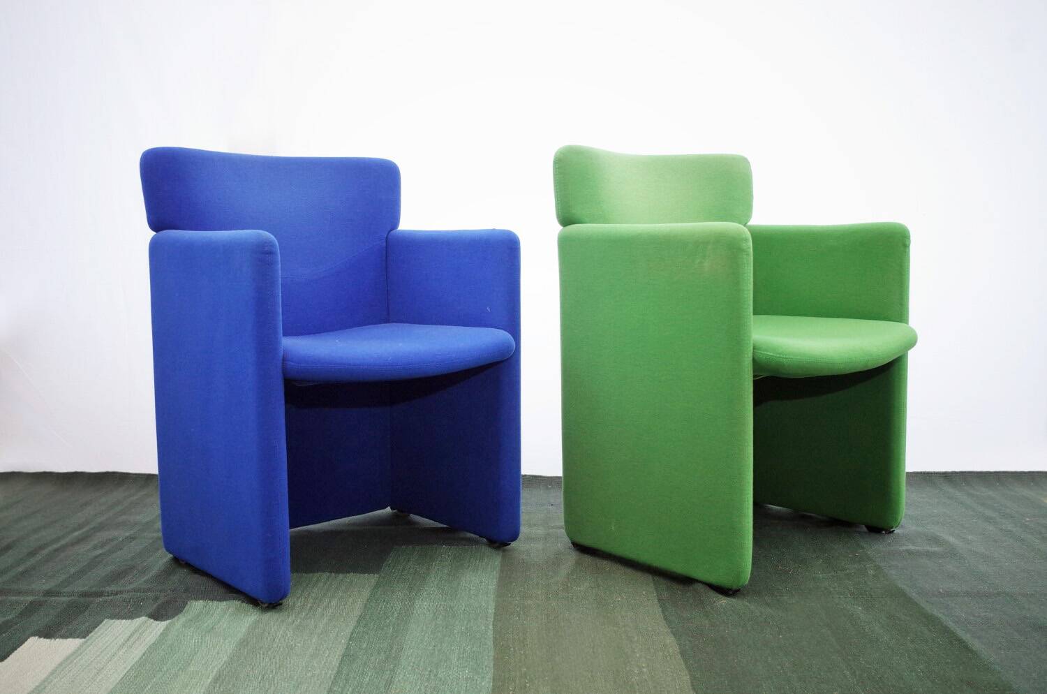 2 Chaises italiennes Fauteuil Centro Progetti Tecno Modèle S148