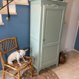 Wardrobe vintage bonnetière soft green 1970