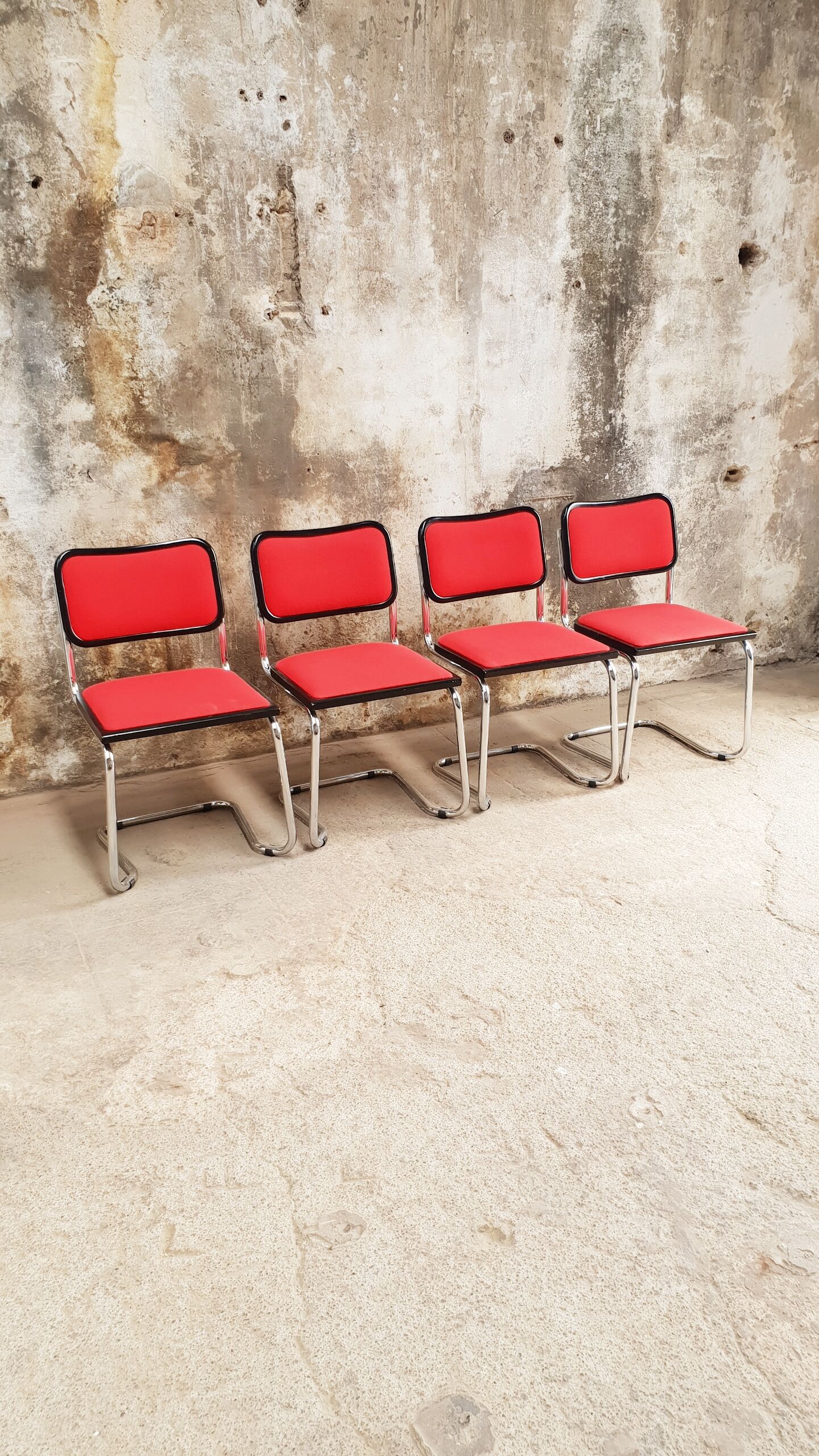 Chairs Marcel Breuer B 32