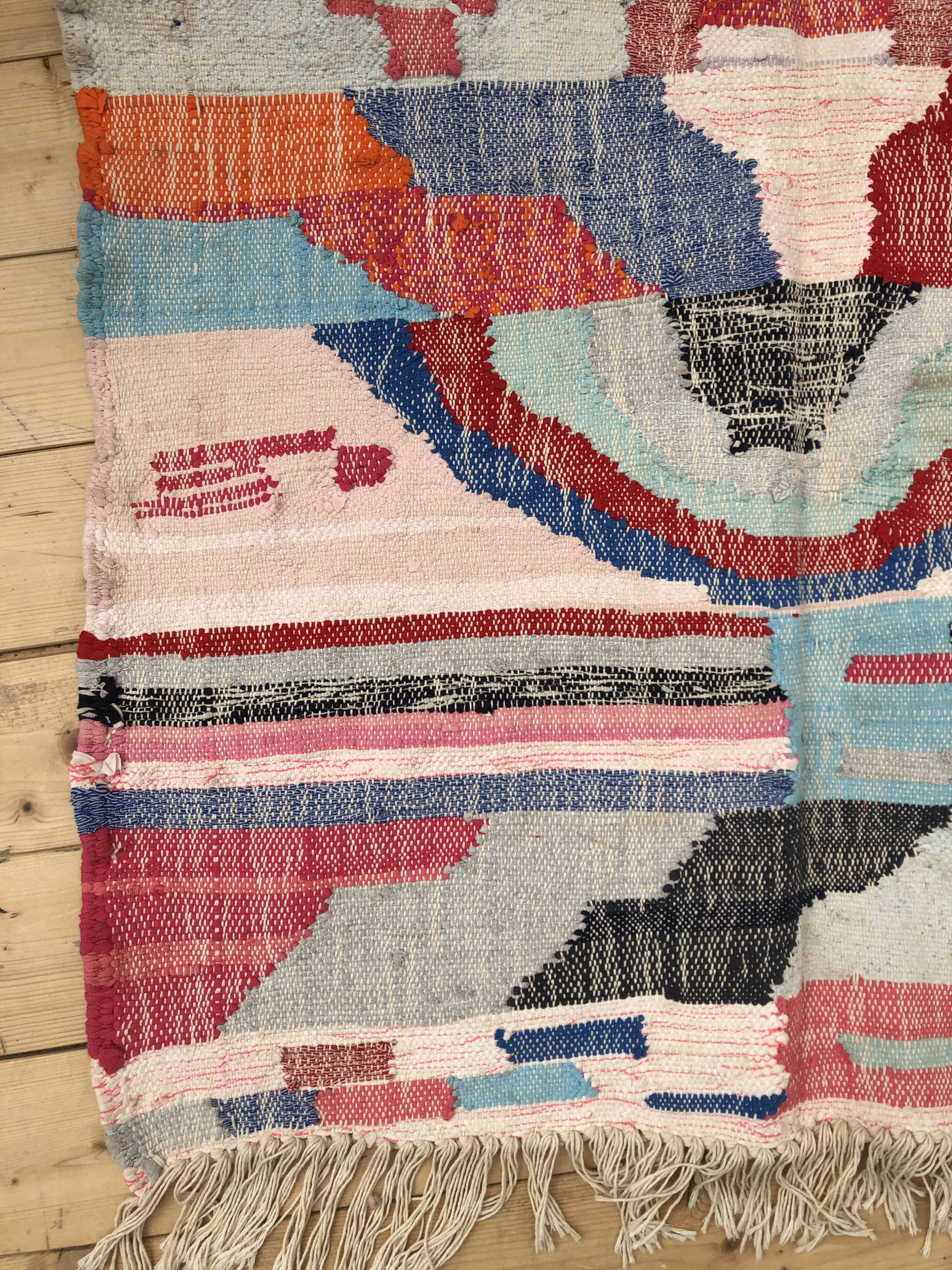 Moroccan Berber carpet Kilim Boucherouite Neuf 1, 75x1m
