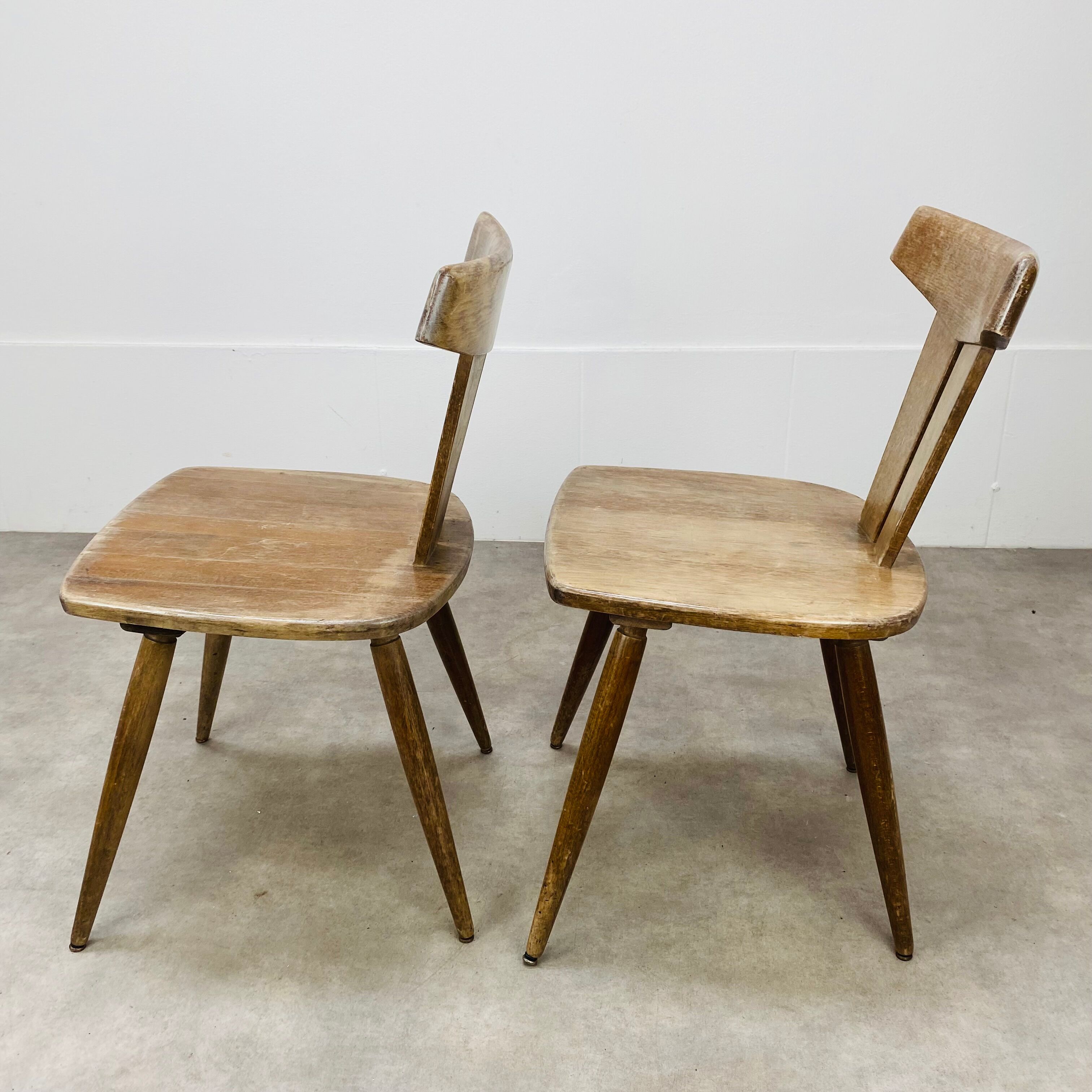 Pair of T chairs brutalists solid wood