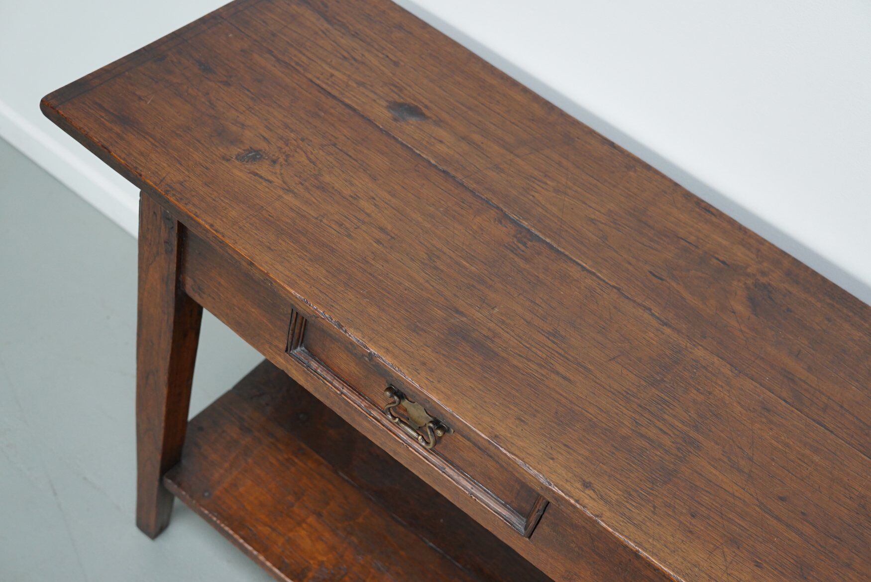 Table d'appoint en chêne rustique français vintage, années 1920