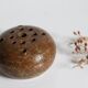 Pique flowers in stoneware signed Guy Baudat