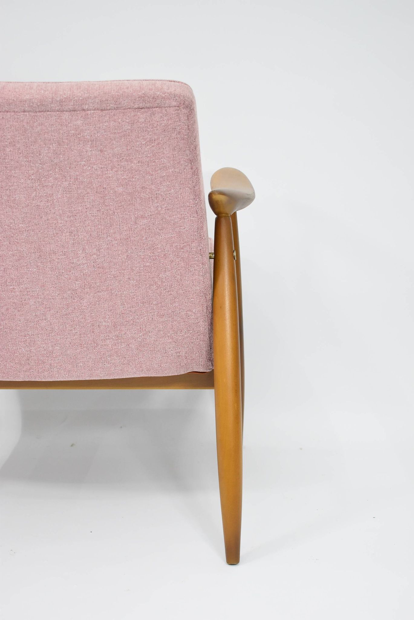 Fauteuil vintage original "CoCo", années 60, entièrement restauré, rose