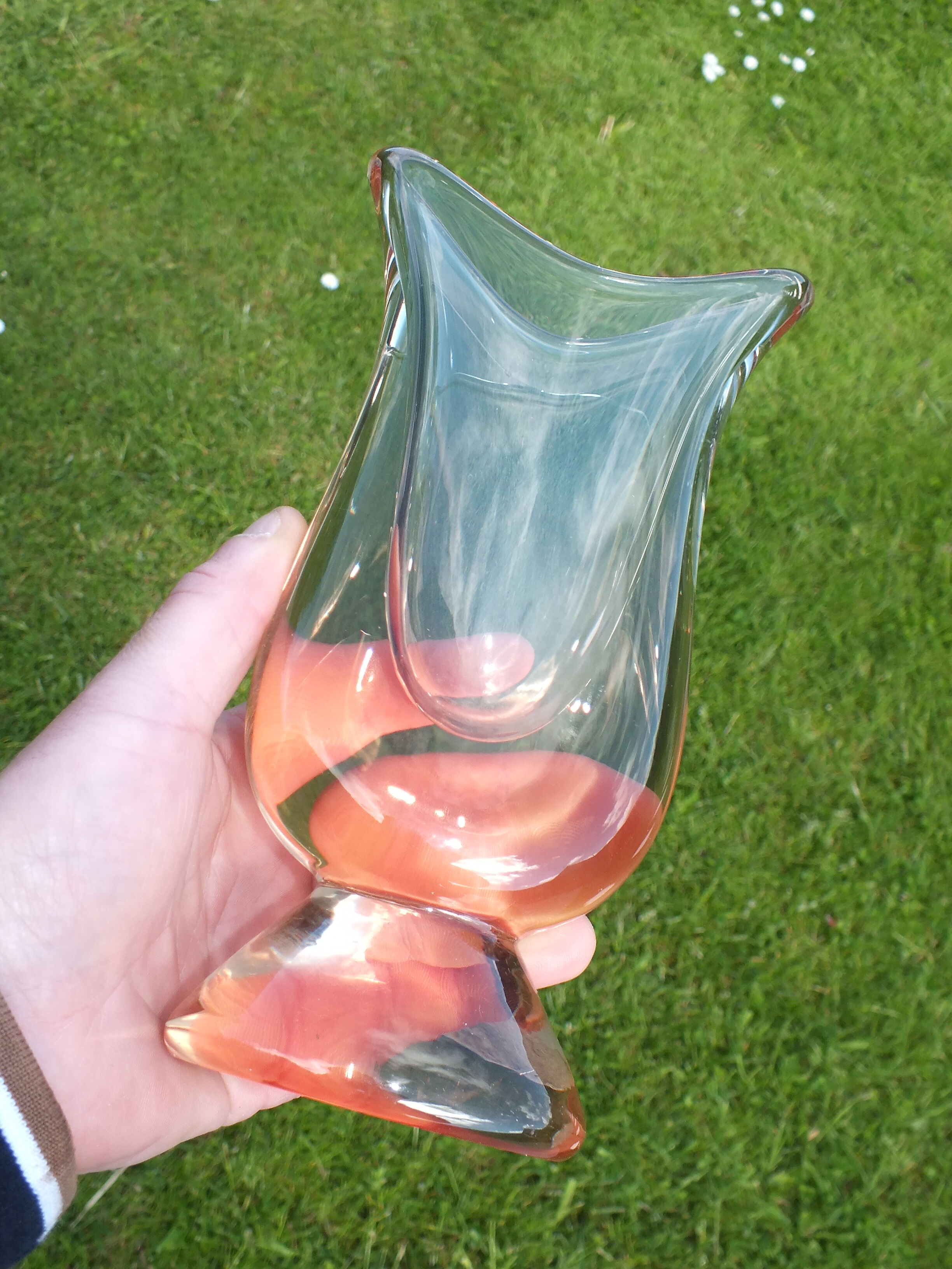 Vintage 60/70s glass vase in pink tinted glass