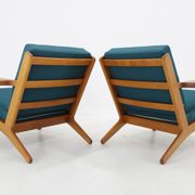 1960s Hans J. Wegner Pair of GE 290 Armchairs in Oak for Getama, Denmark